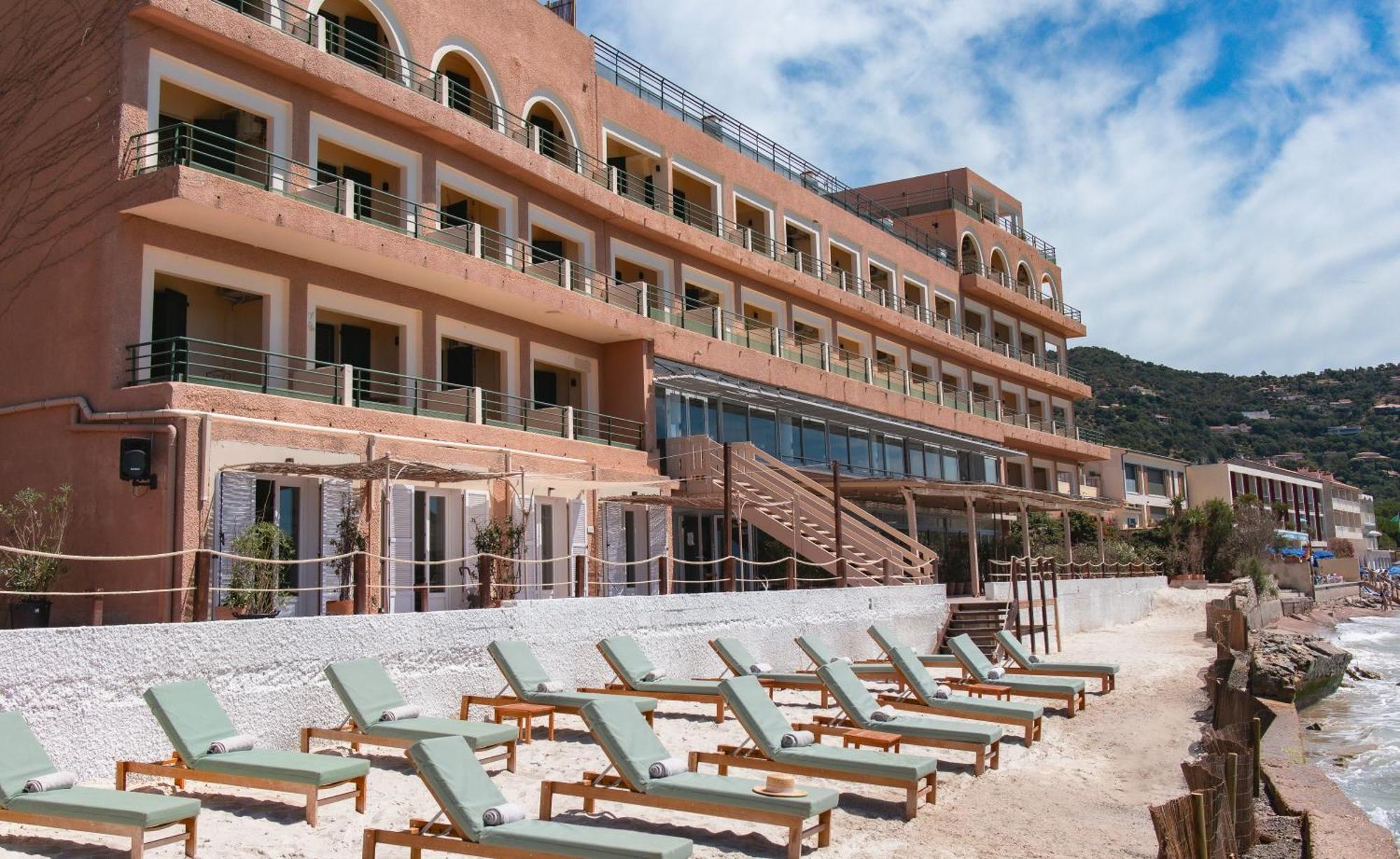 Surplage Hotel Cavaliere Le Lavandou Exteriér fotografie